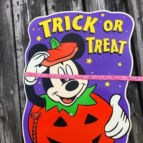 Mickey Mouse Outdoor Halloween  Sign - Picture 8 of 10